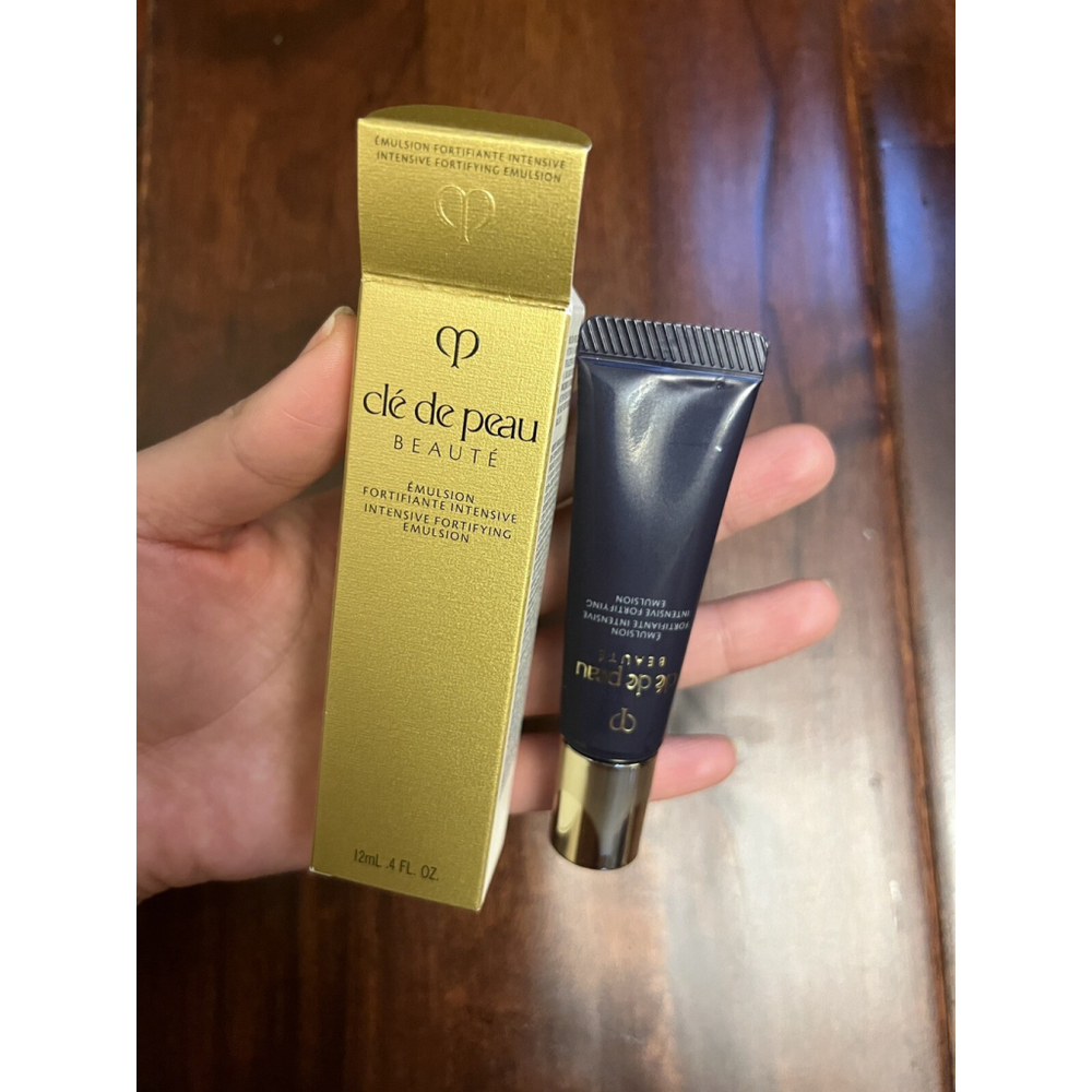 Cle De Peau Beaute Intensive Fortifying Emulsion Moisturizer 0.4oz 12ml Travel
